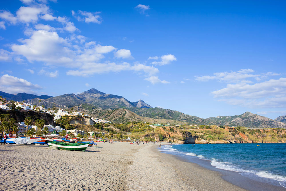 Buying Property on the Costa del Sol: A UK Buyer’s Guide to Marbella–Estepona