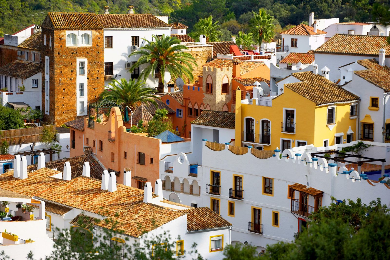 Explore the latest properties for sale in Benahavís, including luxury villas, apartments, penthouses, and golf properties. Discover one of the Costa del Sol's most exclusive locations for living and investment. Explore the latest properties for sale in Benahavís, including luxury villas, apartments, penthouses, and golf properties. Discover one of the Costa del Sol's most exclusive locations for living and investment.